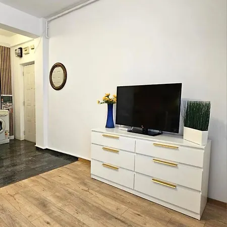 Διαμέρισμα Color Eugen Carada St *